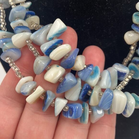 Vintage blue shell beaded layered choker necklace - Picture 2 of 4